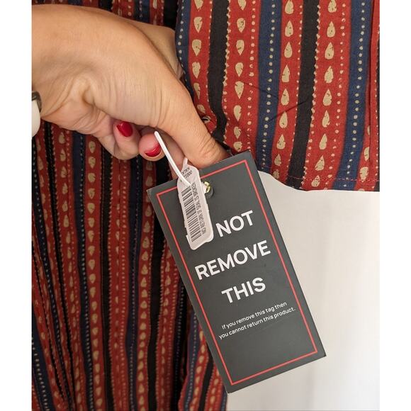 Kalki Striped Kurta for Men - Picture 4 of 9